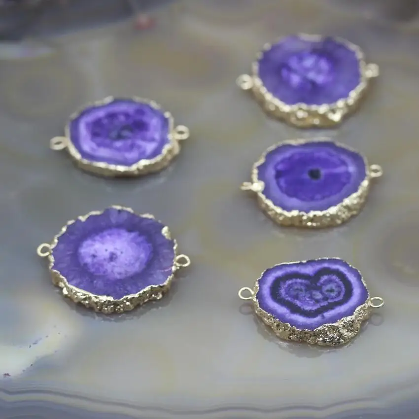 5Pcs/lot,Gold Edges Solar Quartz Drusy Geode Slab Connectors Charms,Purple Raw Sun Flower Druzy Slice Nugget Pendants Jewelry
5Pcs/lot,Gold Edges Solar Quartz Drusy Geode Slab Connectors Charms,Purple Raw Sun Flower Druzy Slice Nugget Pendants Jewelry