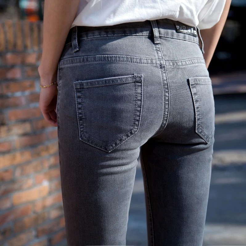 2017 High waist jeans female spring new feet show thin pencil pants big size stretch pants
2017 High waist jeans female spring new feet show thin pencil pants big size stretch pants