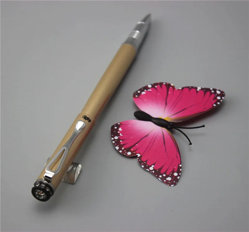 JINHAO 301 Шариковая ручка для школы офисные канцелярские товары Бренд Шариковые ручки для мужчин женщин Деловой Подарок 012
JINHAO 301 Шариковая ручка для школы офисные канцелярские товары Бренд Шариковые ручки для мужчин женщин Деловой Подарок 012