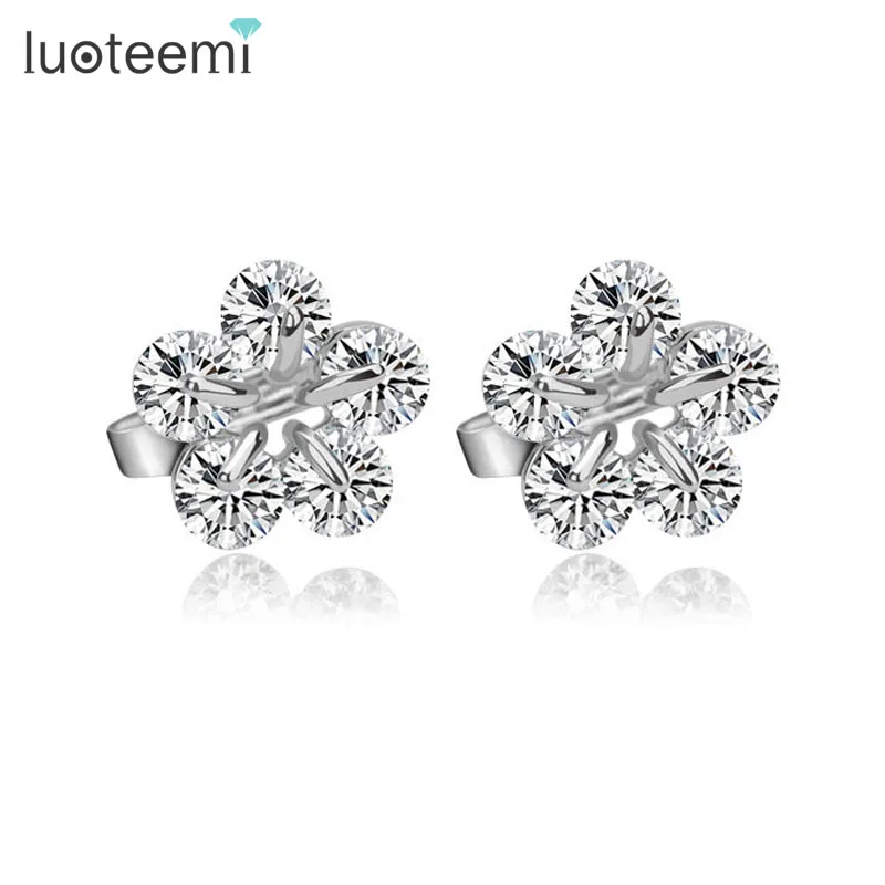 LUOTEEMI Factory Wholesale Brand New Jewelry 5 pcs 4mm CZ Stones Small Flower Hoop Earrings for Women Daily Wear Tops Fashion
LUOTEEMI Factory Wholesale Brand New Jewelry 5 pcs 4mm CZ Stones Small Flower Hoop Earrings for Women Daily Wear Tops Fashion