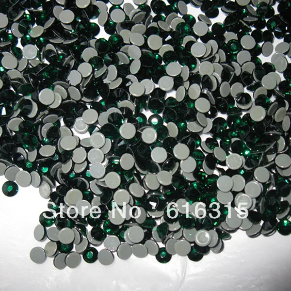 hot fix rhinestones in size 20ss emerald color ,Original Austrian rhinestones china factory directly sale
hot fix rhinestones in size 20ss emerald color ,Original Austrian rhinestones china factory directly sale