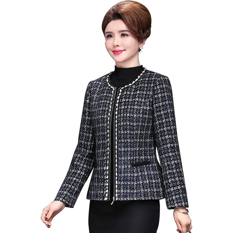 Spring jackets female 2020 new style noble ladies windbreaker plus size L-4XL female spring and autumn small suit short jacket
Spring jackets female 2020 new style noble ladies windbreaker plus size L-4XL female spring and autumn small suit short jacket