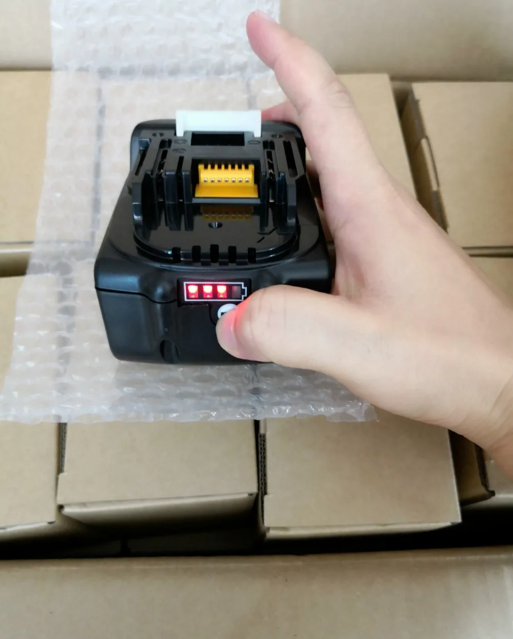 Сменный литийионный Аккумулятор 6000 мА · ч для Makita BL1850, BL1840, BL1830, LXT-400, 194204-5
Сменный литийионный Аккумулятор 6000 мА · ч для Makita BL1850, BL1840, BL1830, LXT-400, 194204-5