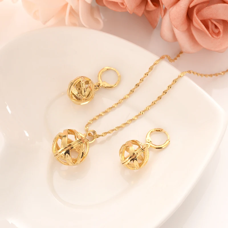 Fashion Cute Jewelry Gold Round ball girls bridajewelry set for Women Necklace Earrings Set Party Accessories Gift daily wear
Fashion Cute Jewelry Gold Round ball girls bridajewelry set for Women Necklace Earrings Set Party Accessories Gift daily wear