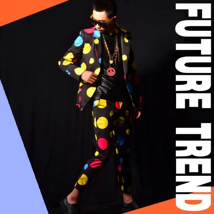 Men DJ Stage Show Costumes Male Colors Dot Fashion Hip Hop Slim Fit Casual Suit Blazers Coat Male Dancer Singer Costumes
Men DJ Stage Show Costumes Male Colors Dot Fashion Hip Hop Slim Fit Casual Suit Blazers Coat Male Dancer Singer Costumes