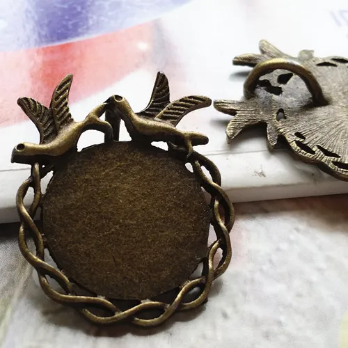 25pcs Inner size:25mm Metal/Alloy Antique Bronze Animal Cameo cabochon Vintage Pendant Jewelry Base Setting Accessory
25pcs Inner size:25mm Metal/Alloy Antique Bronze Animal Cameo cabochon Vintage Pendant Jewelry Base Setting Accessory