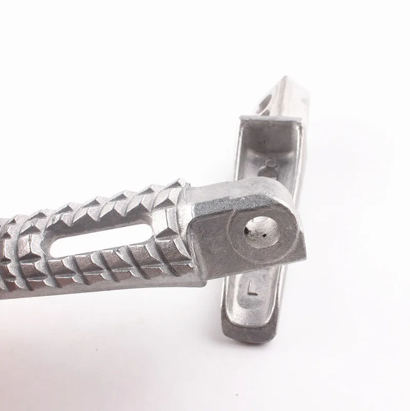 Rear Foot Peg Footrest For Suzuki GSXR600/750 2006 2007-14 /GSXR1000 2005-2014 Silver K5 K6 Motor Accessories
Rear Foot Peg Footrest For Suzuki GSXR600/750 2006 2007-14 /GSXR1000 2005-2014 Silver K5 K6 Motor Accessories