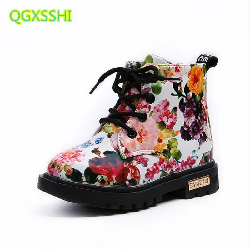2019 New Autumn Winter Children Flaming Leather Boots Boys Girls PU waterproof fashion cotton Shoes Baby kids Ankle Boots
2019 New Autumn Winter Children Flaming Leather Boots Boys Girls PU waterproof fashion cotton Shoes Baby kids Ankle Boots
