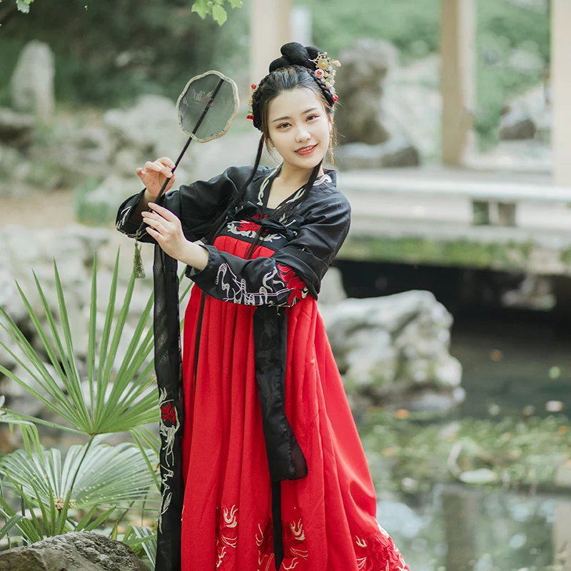 Новинка, традиционное женское платье Hanfu с вышивкой, традиционный китайский костюм Тан, костюм для выступления на сцене DWY1912
Новинка, традиционное женское платье Hanfu с вышивкой, традиционный китайский костюм Тан, костюм для выступления на сцене DWY1912