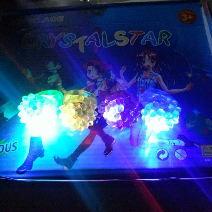 2016 New Hollywood party wedding birthday led Strawberry soft light flash ring props light-up toy plastic LED fingerrings
2016 New Hollywood party wedding birthday led Strawberry soft light flash ring props light-up toy plastic LED fingerrings