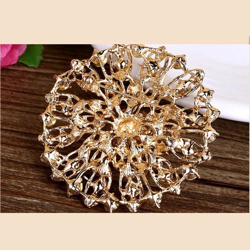 2019 new ladies rhinestone plant flower geometry brooch ladies scarf coat delicate brooch badge accessories accessories
2019 new ladies rhinestone plant flower geometry brooch ladies scarf coat delicate brooch badge accessories accessories