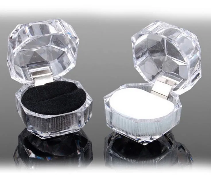 1000pcs 4*4*4cm Plastic Transparent Jewelry Box Ring Box Earrings Box Packing Gift Box Free Shipping
1000pcs 4*4*4cm Plastic Transparent Jewelry Box Ring Box Earrings Box Packing Gift Box Free Shipping