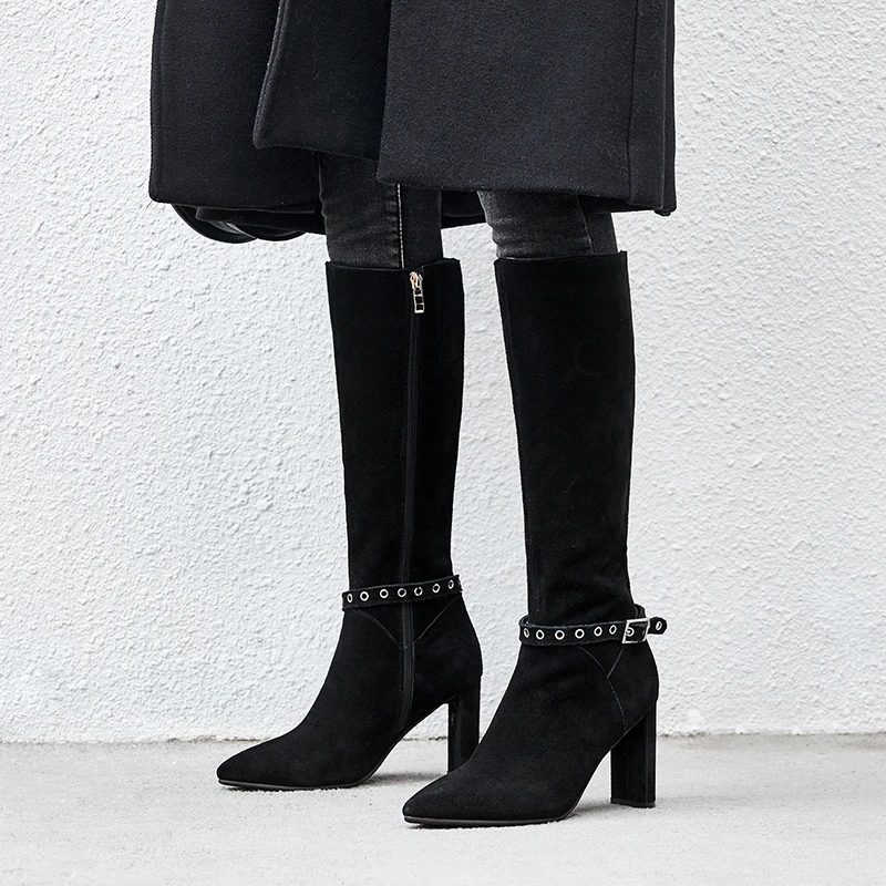 ISNOM Cow Suede Knee High Women Boots Zip Pointed Toe Footwear High Heels Female Boot Winter Shoes Woman 2018 New Plus Size 43
ISNOM Cow Suede Knee High Women Boots Zip Pointed Toe Footwear High Heels Female Boot Winter Shoes Woman 2018 New Plus Size 43