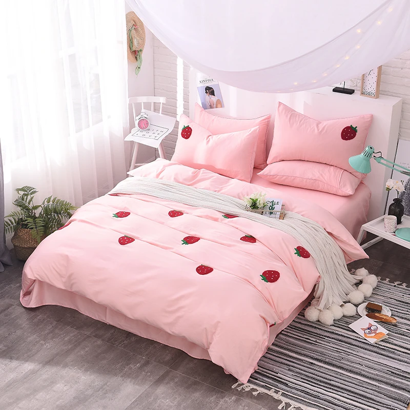 Princess style strawberry bedding set king queen size bed linen bedclothes set modern embroidered duvet cover set for girls 36
Princess style strawberry bedding set king queen size bed linen bedclothes set modern embroidered duvet cover set for girls 36