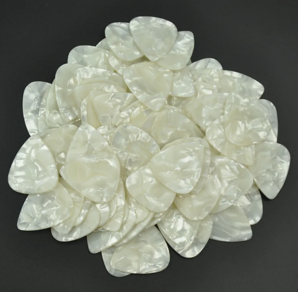 Lots of 100pcs New Extra Heavy 1.5mm Blank Celluloid Guitar Picks Plectrums Pearl White For Electric Guitar
Lots of 100pcs New Extra Heavy 1.5mm Blank Celluloid Guitar Picks Plectrums Pearl White For Electric Guitar