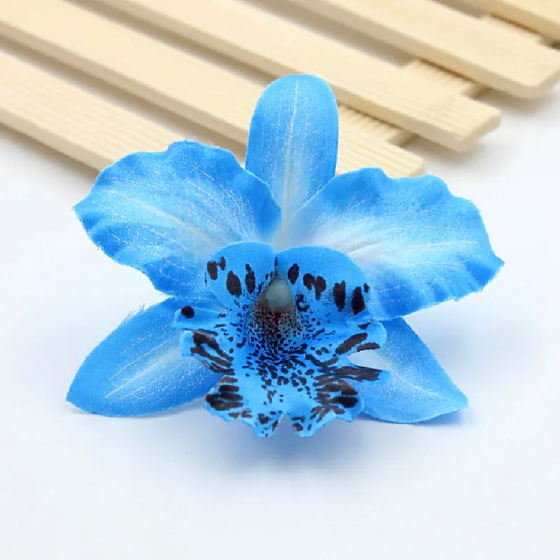 15PCS/LOT Artificial Fashion Chrysanthemum Silk Flowers For Home Garden Wedding Party Decoration Flowers
15PCS/LOT Artificial Fashion Chrysanthemum Silk Flowers For Home Garden Wedding Party Decoration Flowers