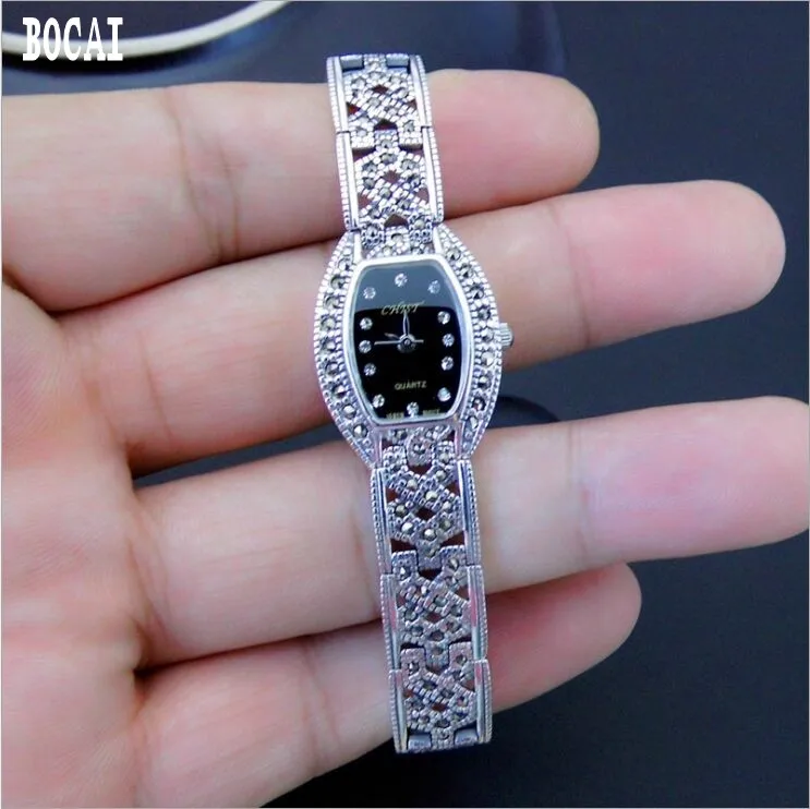 925 sterling silver Thai silver watch set with stone retro silver watch female new temperament watch
925 sterling silver Thai silver watch set with stone retro silver watch female new temperament watch
