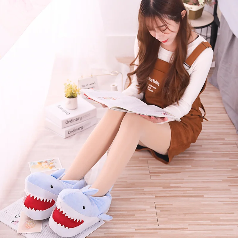 Lovely New Shark Plush Indoor Slippers Warm Winter Adult Slipper Stuffed Cartoon Animal Plush Shoes Valentine Gift for Girls
Lovely New Shark Plush Indoor Slippers Warm Winter Adult Slipper Stuffed Cartoon Animal Plush Shoes Valentine Gift for Girls