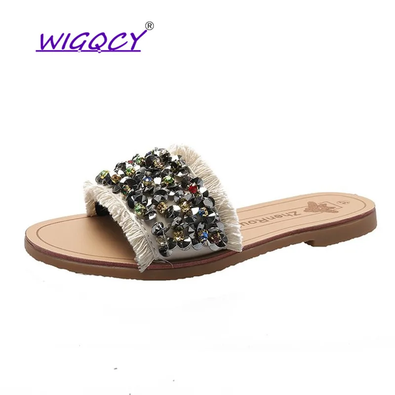 Bling flat slippers women 2019 new summer shoes women Fashion Wild Open toe Mixed Colors Rubber sole Comfortable ladies shoes
Bling flat slippers women 2019 new summer shoes women Fashion Wild Open toe Mixed Colors Rubber sole Comfortable ladies shoes