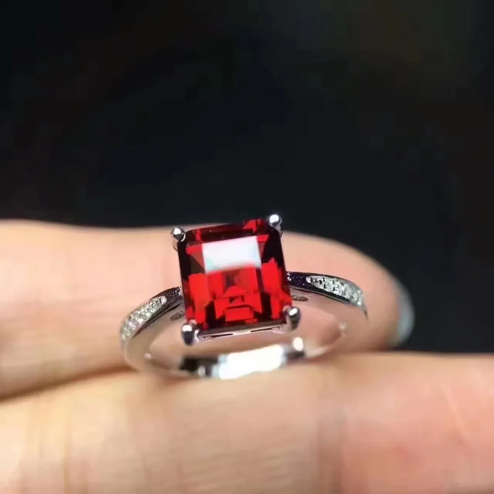 925 Sterling Silver Rings Natural Garnet Gemstone Fine Jewelry wedding for Women New Rings open rings Simple j070706ags
925 Sterling Silver Rings Natural Garnet Gemstone Fine Jewelry wedding for Women New Rings open rings Simple j070706ags