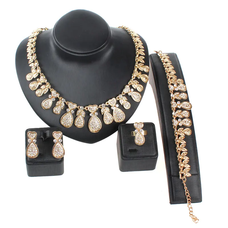 Fashion Women Wedding Party jewelry sets gold Color Clear Austrian crystal earrings necklace ring bracelet jewelry sets
Fashion Women Wedding Party jewelry sets gold Color Clear Austrian crystal earrings necklace ring bracelet jewelry sets