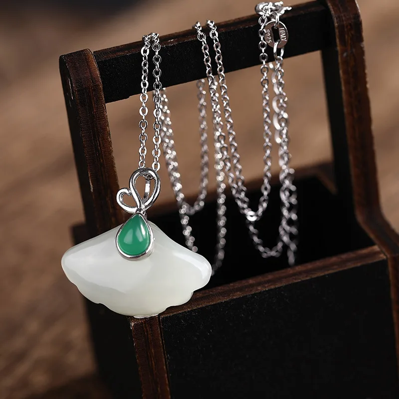 inlay hetian jade chalcedony ginkgo biloba temperament of restoring ancient ways ms collarbone wholesale chain pendant
inlay hetian jade chalcedony ginkgo biloba temperament of restoring ancient ways ms collarbone wholesale chain pendant