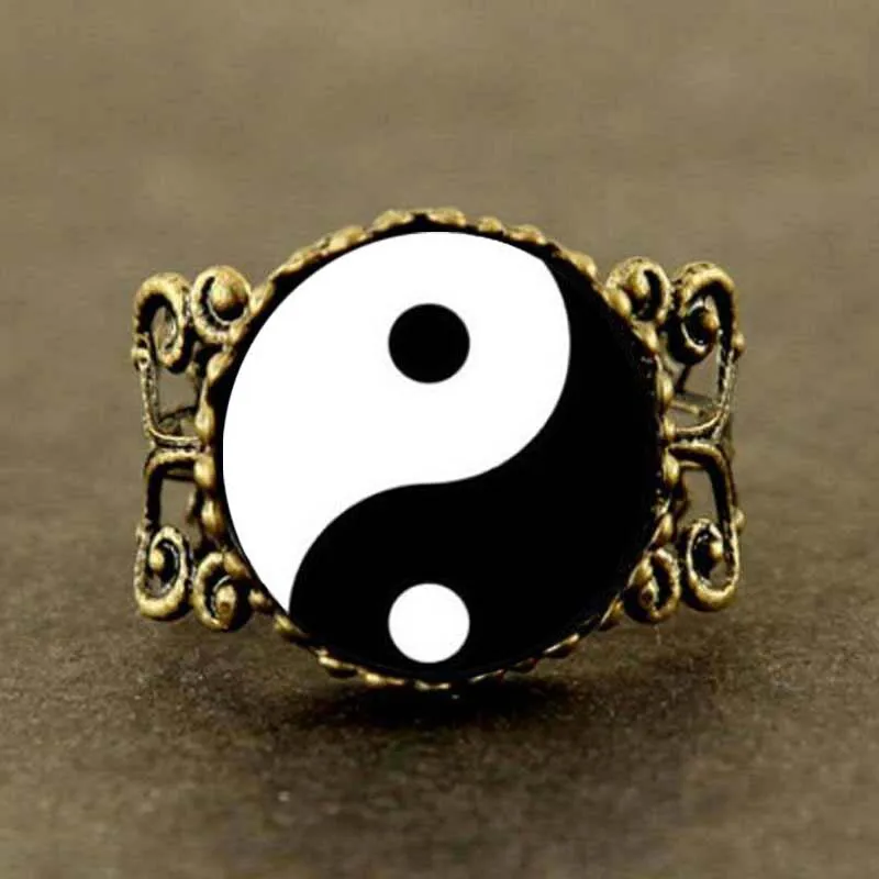 2017 New Trendy Yin Yang Ring Yinyang Round Ring Chinese Asian Symbol Jewelry Glass Cabochon Photo
2017 New Trendy Yin Yang Ring Yinyang Round Ring Chinese Asian Symbol Jewelry Glass Cabochon Photo