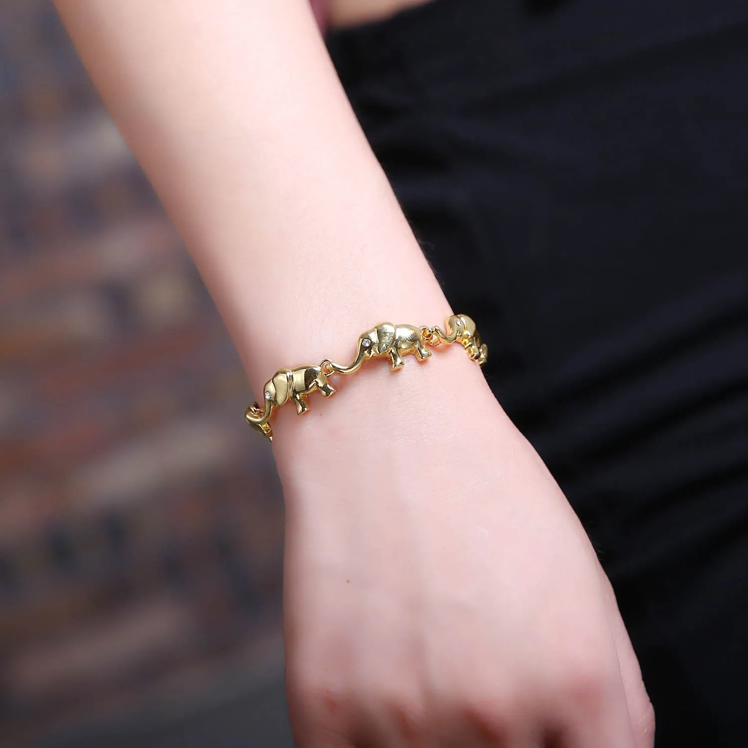 2021 Trendy Cute Elephant Animal Bracelet Lover Friendship Adjustable Gold Silver Color Charm Bracelet Couple Engagement Jewelry
2021 Trendy Cute Elephant Animal Bracelet Lover Friendship Adjustable Gold Silver Color Charm Bracelet Couple Engagement Jewelry