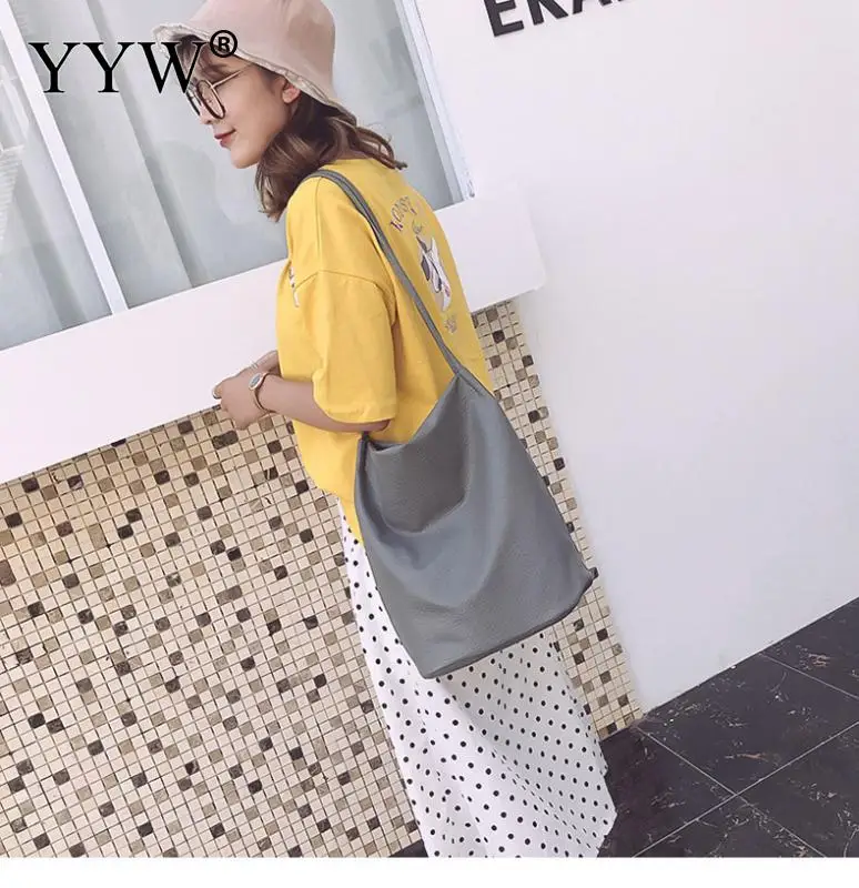Women Leather Handbags Black Bucket Shoulder Bags Ladies Cross Body Bags Large Capacity Ladies Shopping Bag Bolsa
Women Leather Handbags Black Bucket Shoulder Bags Ladies Cross Body Bags Large Capacity Ladies Shopping Bag Bolsa