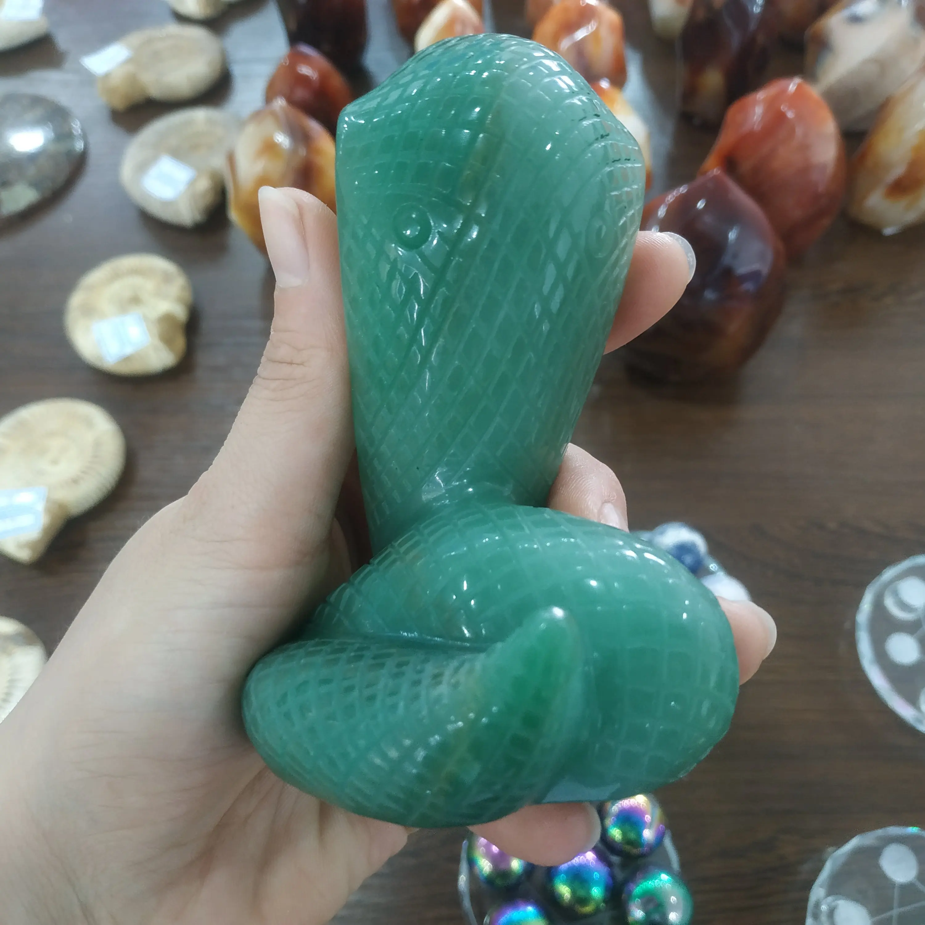 Natural Black Obsidian Stone Snakes Aventurine carved animal Crystal Snakes home decoration
Natural Black Obsidian Stone Snakes Aventurine carved animal Crystal Snakes home decoration