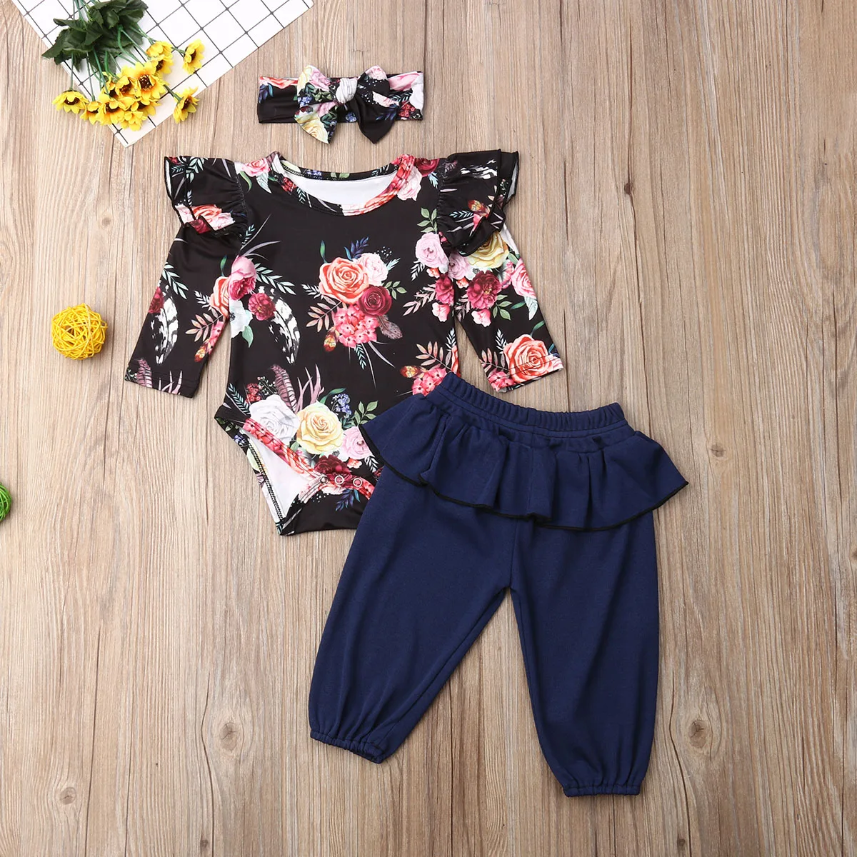 2019 New Hot Latest Fashion Autumn Newborn Infant Baby Girl Clothes Floral Tops Jumpsuit Playsuit Romper+Pants 3PCS Outfit
2019 New Hot Latest Fashion Autumn Newborn Infant Baby Girl Clothes Floral Tops Jumpsuit Playsuit Romper+Pants 3PCS Outfit