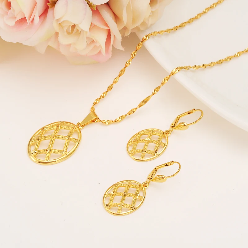 Gold dubai tennis hollow Jewelry Sets stud Earrings Pendant necklace chain African bridal Women Party African wedding gifts
Gold dubai tennis hollow Jewelry Sets stud Earrings Pendant necklace chain African bridal Women Party African wedding gifts