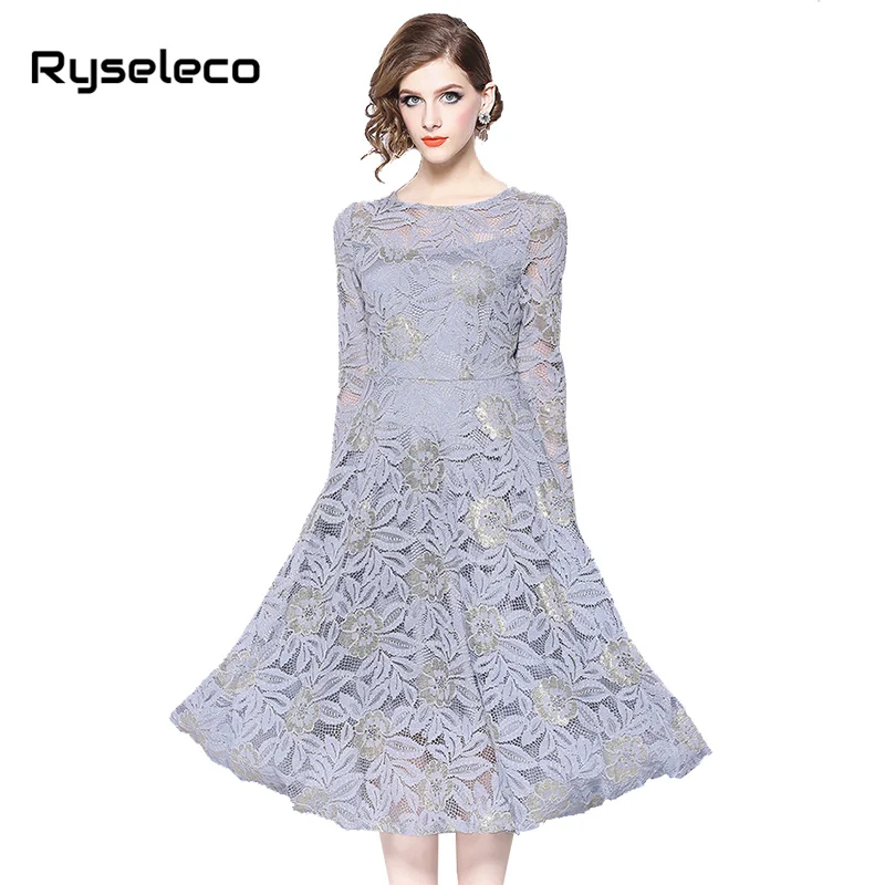 Women Floral Lace Long Sleeve Flare Dresses Female Elegant Vintage Slim O-neck Mid-calf Plus size Swing Casual Party Vestido 3XL
Women Floral Lace Long Sleeve Flare Dresses Female Elegant Vintage Slim O-neck Mid-calf Plus size Swing Casual Party Vestido 3XL