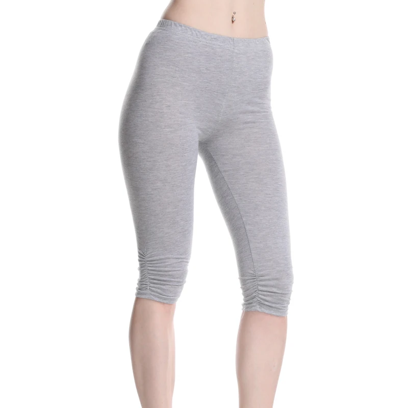 Capri Leggings High Waist Knee-Length Casual Skinny Gym Fitness Women Summer Leggings Solid Big Size 2019
Capri Leggings High Waist Knee-Length Casual Skinny Gym Fitness Women Summer Leggings Solid Big Size 2019