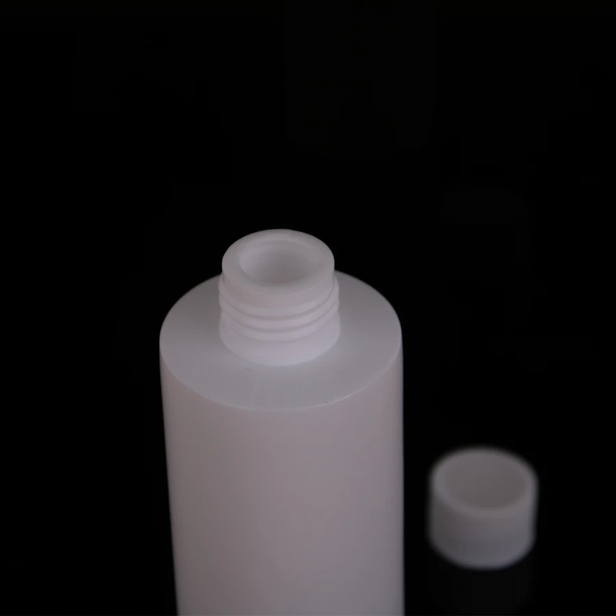 50PCS 200ML Bottle,White Plastic Empty Liquid Tube for Cleaning, Travel, Essential Oils, Perfume, Merx Beauty Brand
50PCS 200ML Bottle,White Plastic Empty Liquid Tube for Cleaning, Travel, Essential Oils, Perfume, Merx Beauty Brand
