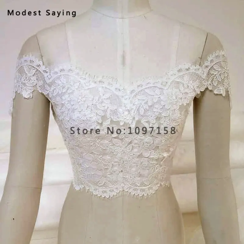 Real Elegant Ivory Off the Shoulder Lace Wedding Boleros 2018 Lace Up Back Women Bridal Capes Jackets Shawl Wedding Accessories
Real Elegant Ivory Off the Shoulder Lace Wedding Boleros 2018 Lace Up Back Women Bridal Capes Jackets Shawl Wedding Accessories