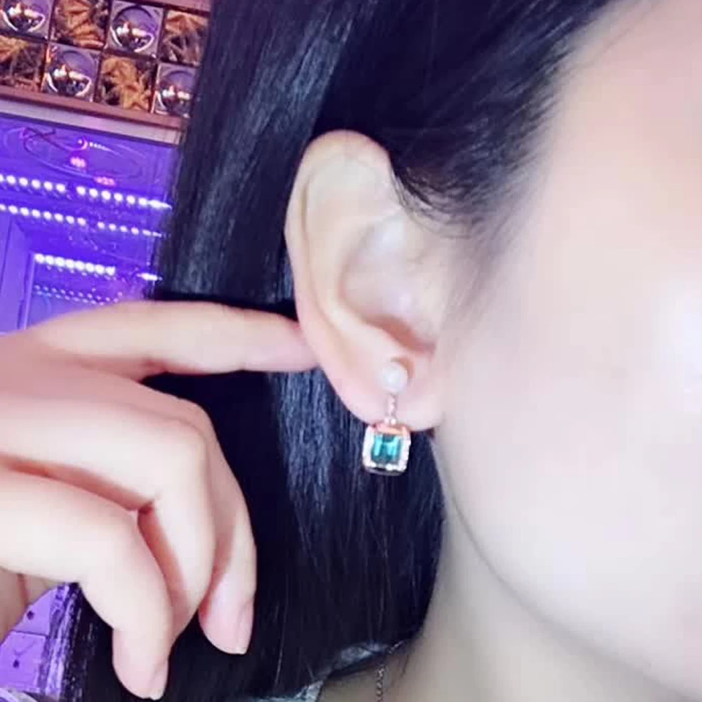 factory wholesale SGARIT brand new fashion 18k real gold green natural gemstone Imbue Diamond stud earrings jewelry
factory wholesale SGARIT brand new fashion 18k real gold green natural gemstone Imbue Diamond stud earrings jewelry