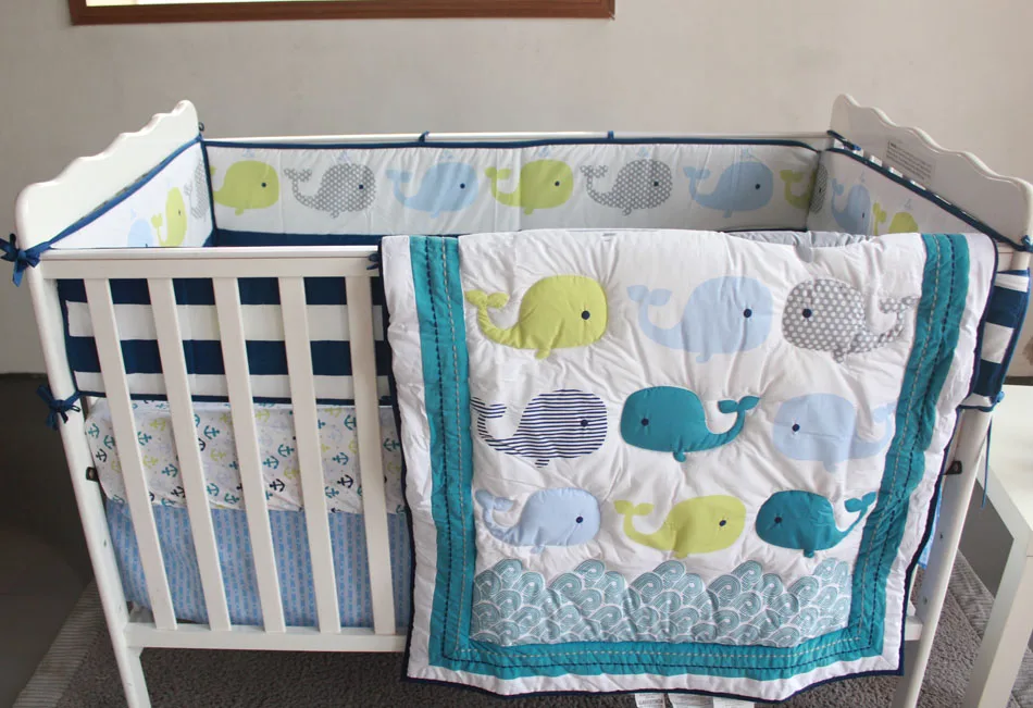 7PCS Embroidery Cotton Crib Bedding Baby Bed Linen Newborn Baby Bedding Set kit de berço (4bumper+duvet+bed cover+bed skirt)
7PCS Embroidery Cotton Crib Bedding Baby Bed Linen Newborn Baby Bedding Set kit de berço (4bumper+duvet+bed cover+bed skirt)