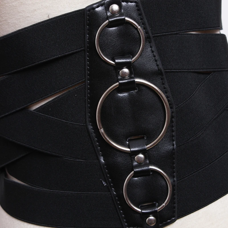 Newest silver Round buckle belts female hot leisure elastic wide belt without pin metal buckle black leather strap pu belt women
Newest silver Round buckle belts female hot leisure elastic wide belt without pin metal buckle black leather strap pu belt women