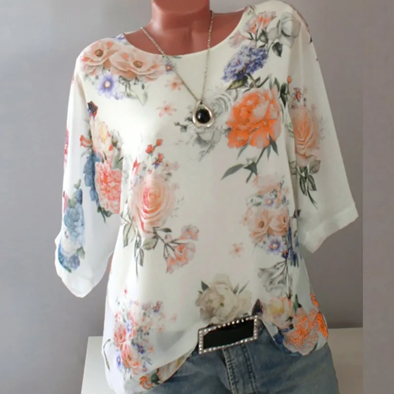 Женская Повседневная футболка с цветочным принтом белая круглым вырезом и