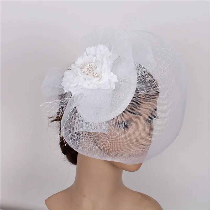 White Fabric Flower Fascinator Hairclip for Party Hats Wedding Accessories Bridal Mesh Veil Headdress Event Derby Hats for Women
White Fabric Flower Fascinator Hairclip for Party Hats Wedding Accessories Bridal Mesh Veil Headdress Event Derby Hats for Women