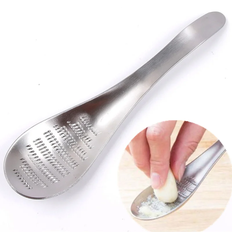 1PC Useful Ginger Garlic Grinding Graters Tea Spoon Cooking Tool Utensils Lemon Zester Garlic Presses Kitchen Accessories
1PC Useful Ginger Garlic Grinding Graters Tea Spoon Cooking Tool Utensils Lemon Zester Garlic Presses Kitchen Accessories