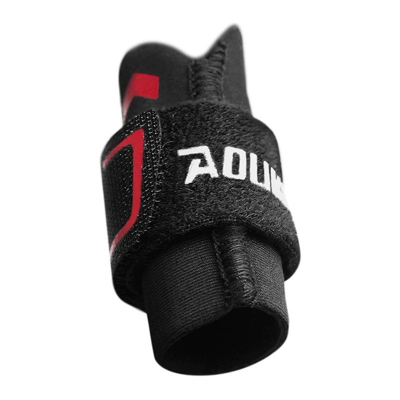 1 pcs Compression Finger Split Safety Protector Support Guard Adjustable Sport Basketball Volleyball Football Protection Finger
1 pcs Compression Finger Split Safety Protector Support Guard Adjustable Sport Basketball Volleyball Football Protection Finger