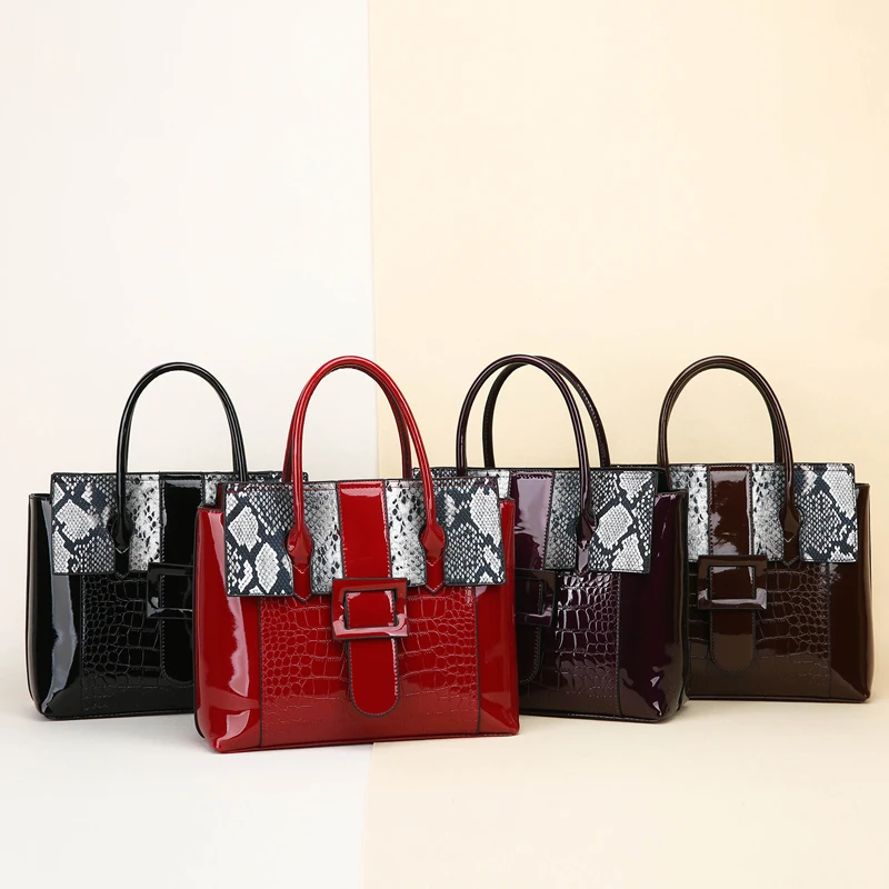 Snake Stitching Patent Leather Ladies Handbag New Fashion Casual Wild Shoulder Messenger Bag
Snake Stitching Patent Leather Ladies Handbag New Fashion Casual Wild Shoulder Messenger Bag