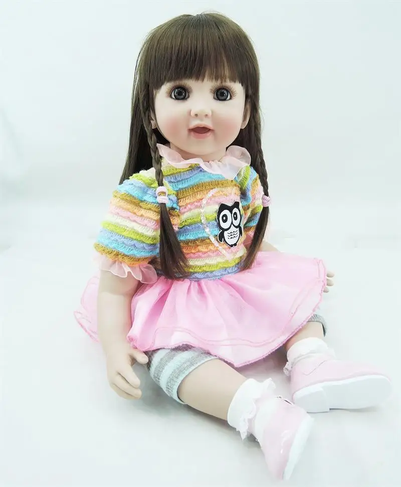 58cm New Smiley face Silicone baby dolls alive Lifelike toddler reborn Bonecas girl kids Simulation baby educational doll toy
58cm New Smiley face Silicone baby dolls alive Lifelike toddler reborn Bonecas girl kids Simulation baby educational doll toy