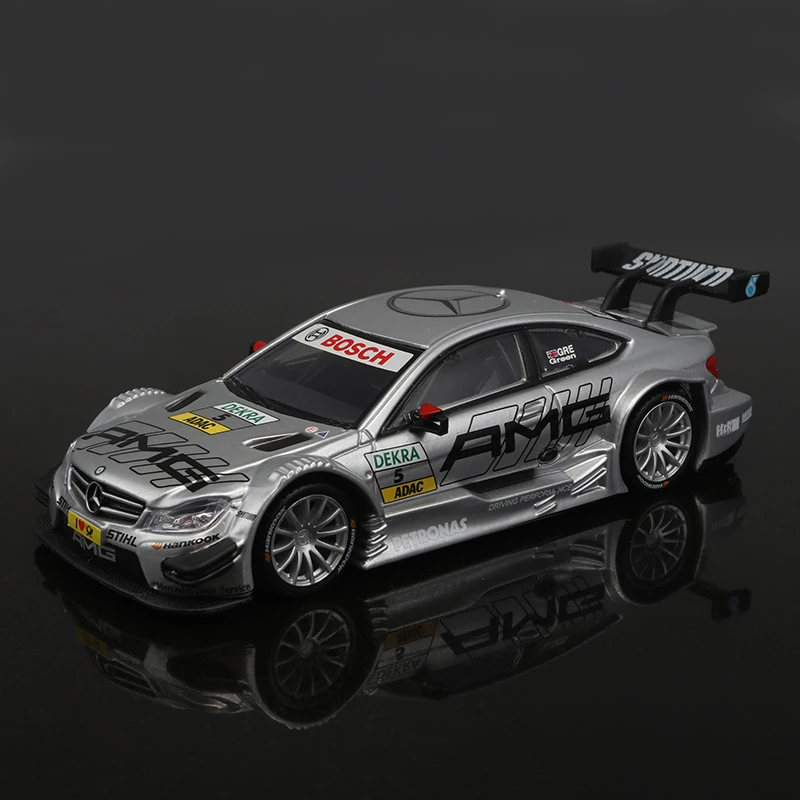 BBURAGO 1:32 Diecast Model Car DTM AMG C-Class 1:32 Metal Racing Vehicle Play Collectible Models Sport Cars toys For Gift
BBURAGO 1:32 Diecast Model Car DTM AMG C-Class 1:32 Metal Racing Vehicle Play Collectible Models Sport Cars toys For Gift