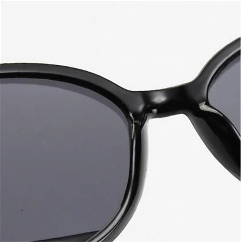 New Arrival 2019 Fashion Sunglasses Women Vintage Metal Eyeglasses Mirror Classic Vintage Oculos De Sol Feminino UV400
New Arrival 2019 Fashion Sunglasses Women Vintage Metal Eyeglasses Mirror Classic Vintage Oculos De Sol Feminino UV400