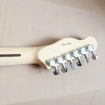 Top quality FDTL-2047 original wood color F hollow Ash body Maple Fingerboard Bigsby trmolo TL electric guitar, Free shipping
Top quality FDTL-2047 original wood color F hollow Ash body Maple Fingerboard Bigsby trmolo TL electric guitar, Free shipping