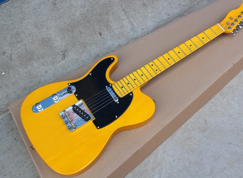 Yellow backhand guitar, black shield, maple fingerboard, can be customized as required,
Yellow backhand guitar, black shield, maple fingerboard, can be customized as required,