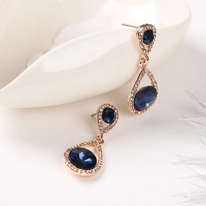 High Quality Fashion Vintage Blue Color Crystal Earrings Rose Gold Color Crystal Stone Earrings For Women Earrings Free shipping
High Quality Fashion Vintage Blue Color Crystal Earrings Rose Gold Color Crystal Stone Earrings For Women Earrings Free shipping